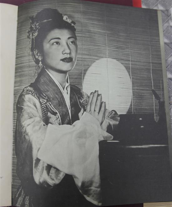 Francis Wu, Classical Chinese Beauties, First Printing 1951, Hong Kong, one vol.
